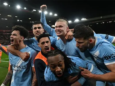 Man City Lội Ngược Dòng Nghẹt Thở 2-1 Tại Anfield, Haaland Lập Công Quyết Định