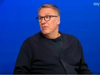 Cựu Sao Arsenal Tuyên Bố Sốc: ‘Man City Thua Chelsea, Ngoại Hạng Anh Hết Cửa Đuổi Kịp’